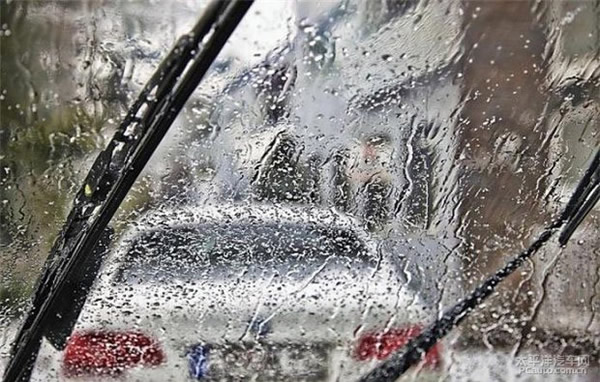 科目二、科目三遇到下雨天應(yīng)該怎樣做？考試順利會(huì)通過(guò)