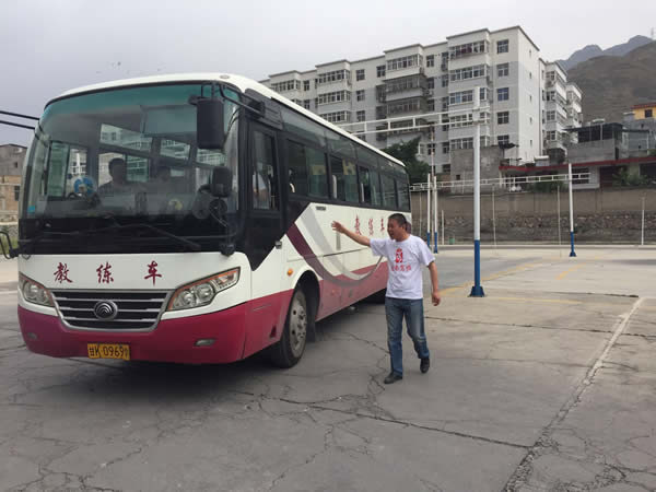 做到兩點(diǎn)，輕松考試，順利拿證